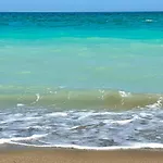 Acqua Santa Summerland 마마이아